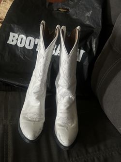 Woman Boots