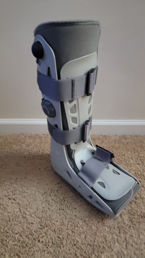 Aircast AirSelect Walker Brace Walking Boot Large