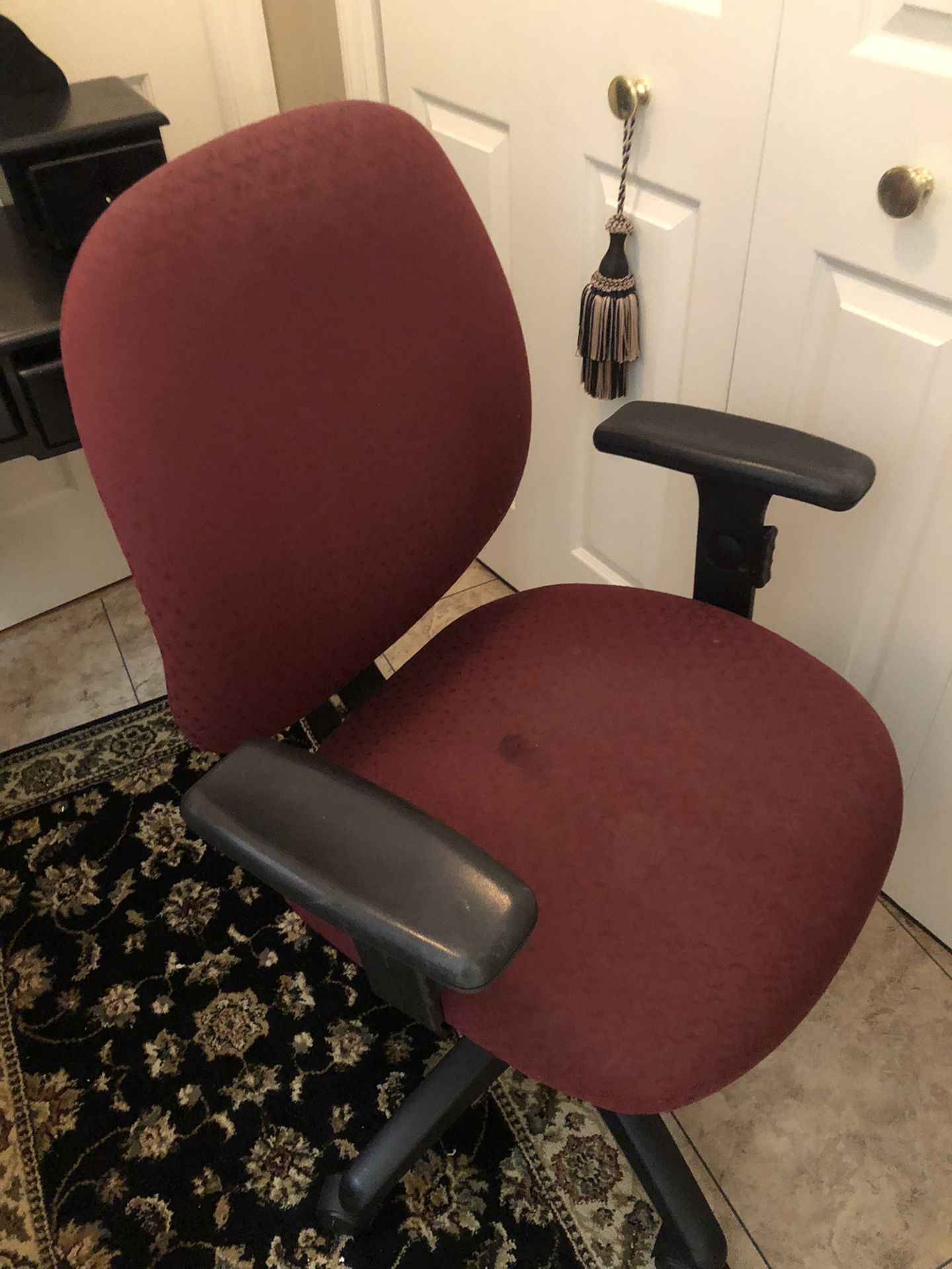 Extremely Comfortable Desk Chair Adjustable