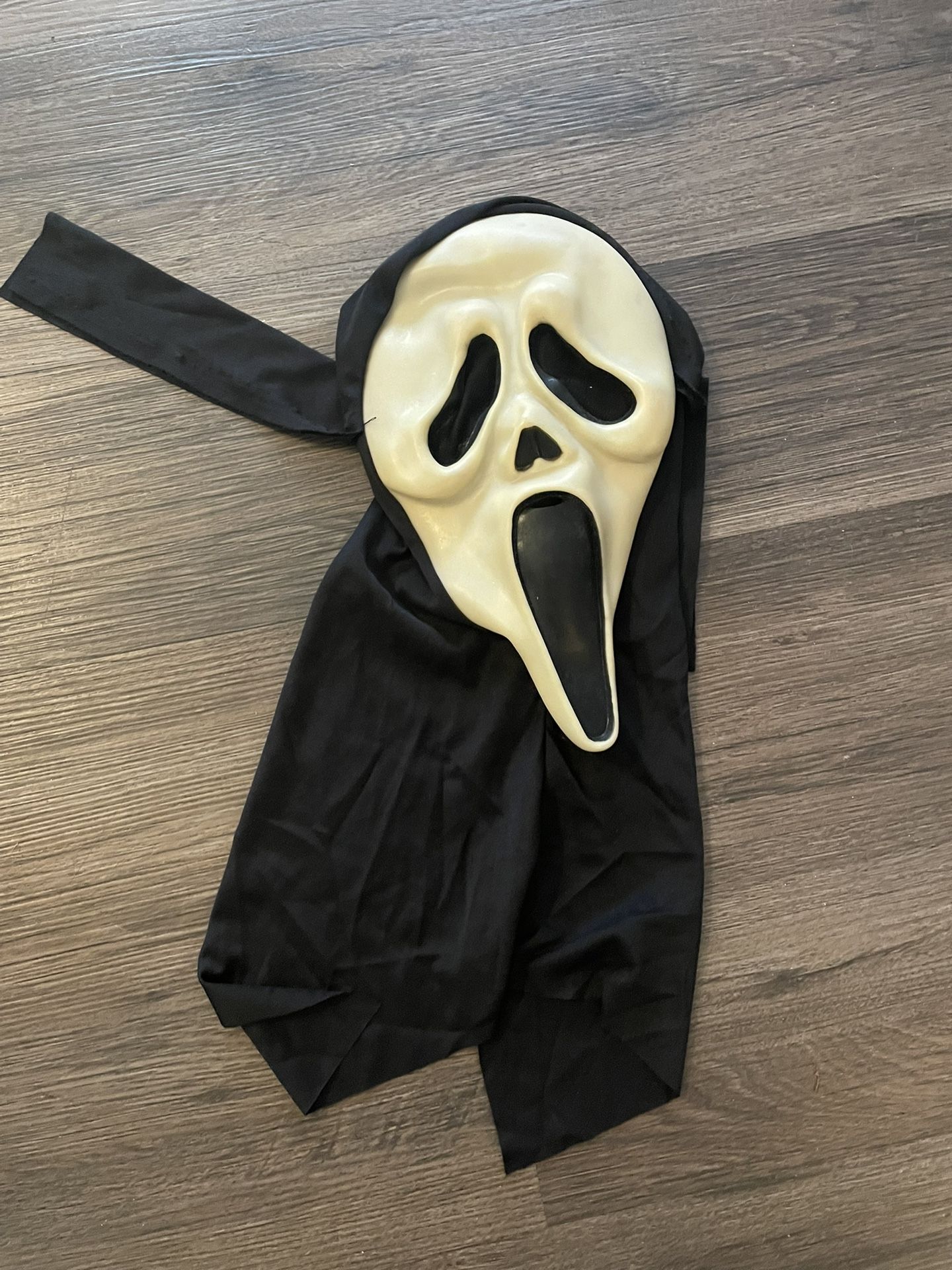 Adult Scream Mask
