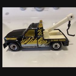 Matchbox 1987 87 GMC K10 Tow Truck Wrecker Collectible 1/64 Scale