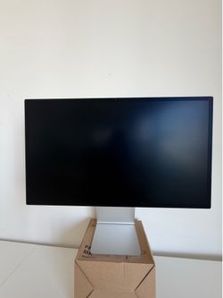 Apple Studio Display 27”