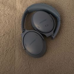 Bose Quite Comfort Wireless Noise Canceling Headphones