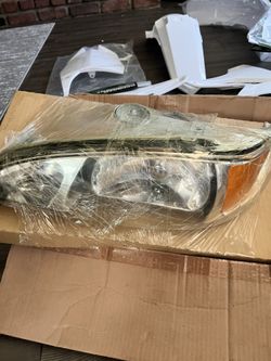 2002 Ford Escort Headlight 