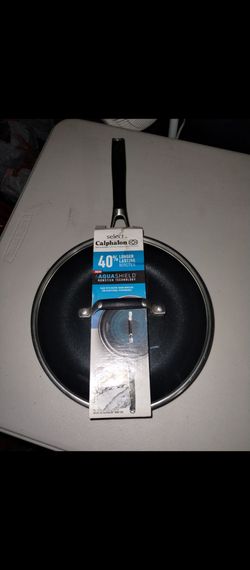 New Calphalon 3qt pan with lid