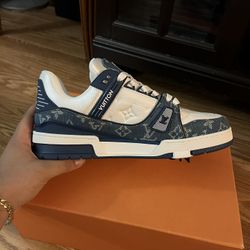 Louis Vuitton Trainers 
