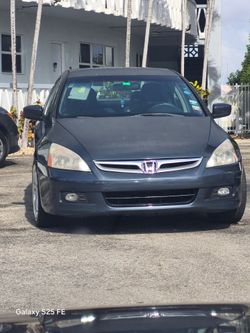 Honda Accord en buen estado!!!