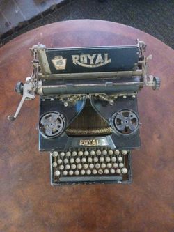 Vintage Royal Typewriter