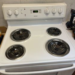 Hotpoint Stove And Microwave 
