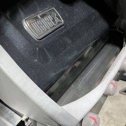 Take This Out Of My Hands Today Weber Spirit Three Burners BBQ Grill 