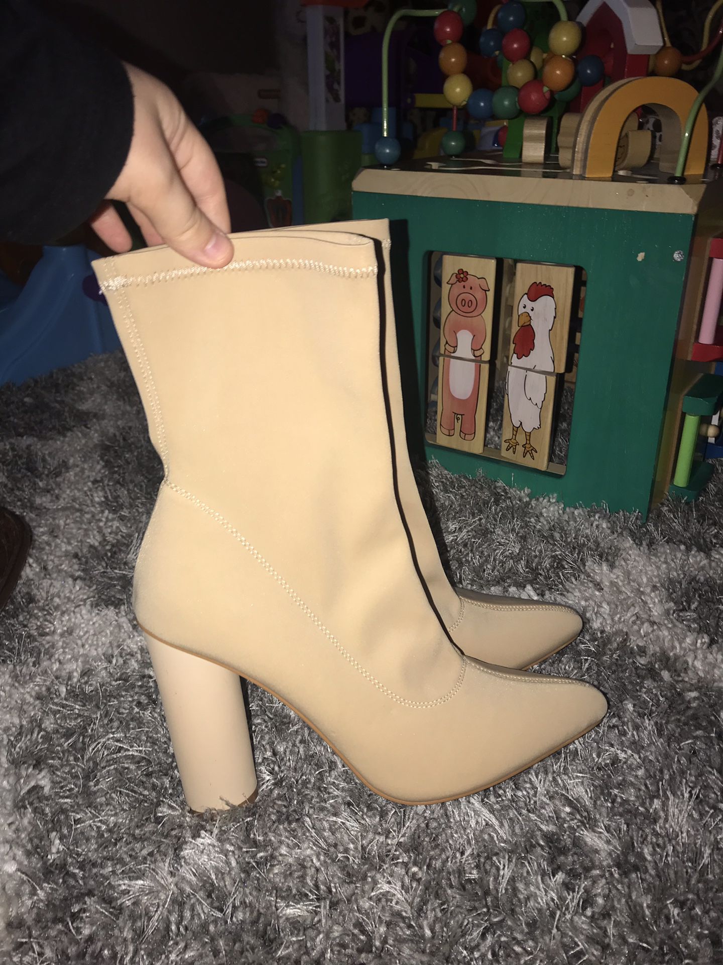 Women’s Heels size 8.5