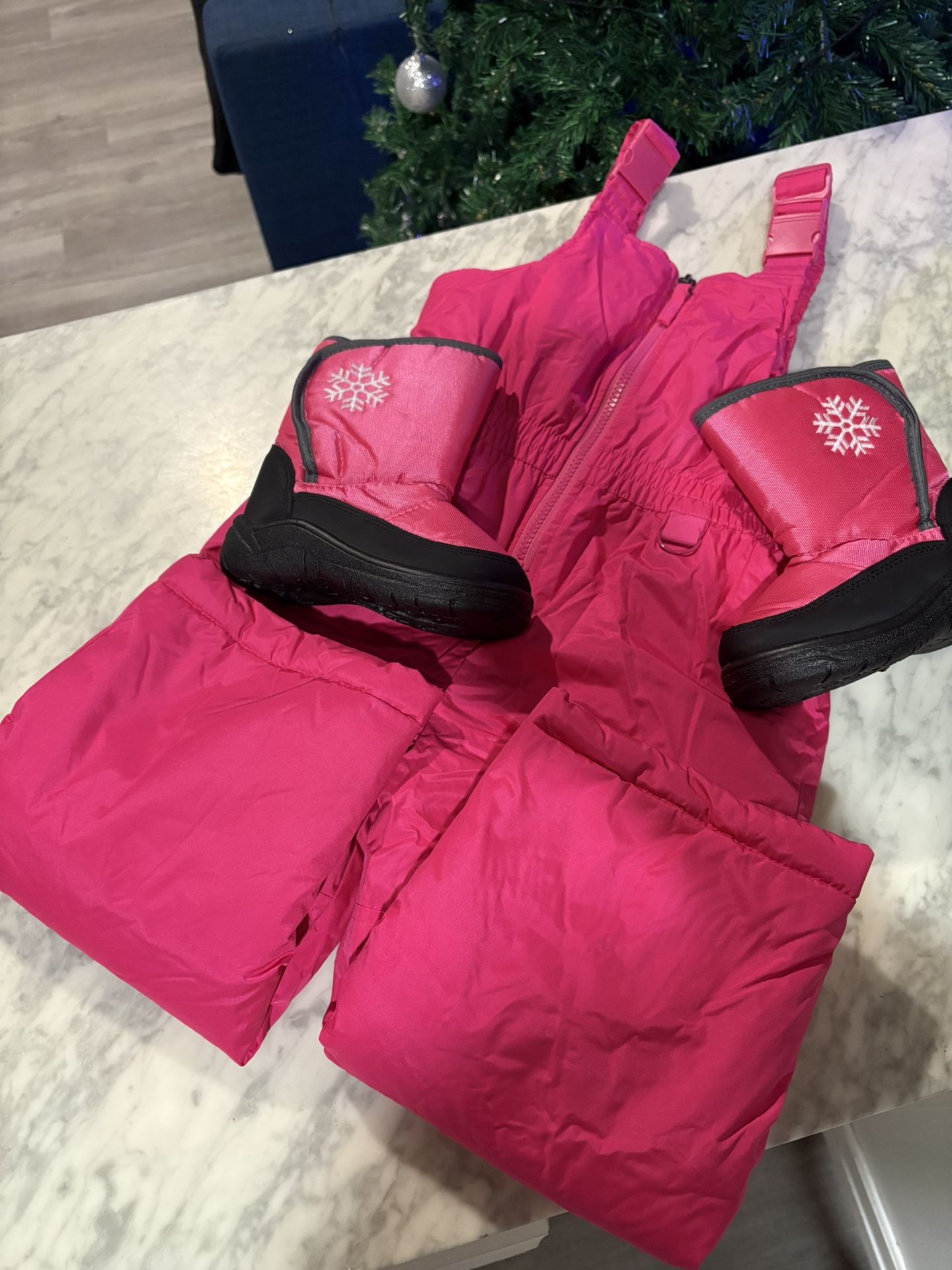 RUGGED BEAR SHOW GEAR (toddler Overalls)