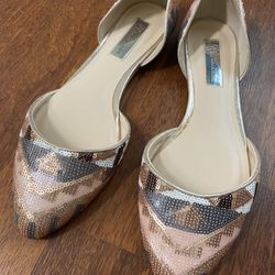 INC women flat sequin shoes/INC flat sequin gold beige silver/size 8/used
