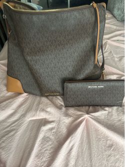 Mk purse and waller