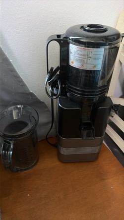 Electric Juicer with Pitcher