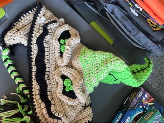 oogie boogie halloween crochet hat