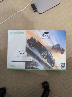 🎮 Xbox One S 1TB – Forza Horizon 3 Bundle