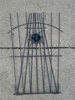 5ft Steel garden trellis