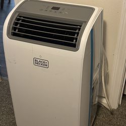 Black and Decker Stand alone Ac unit