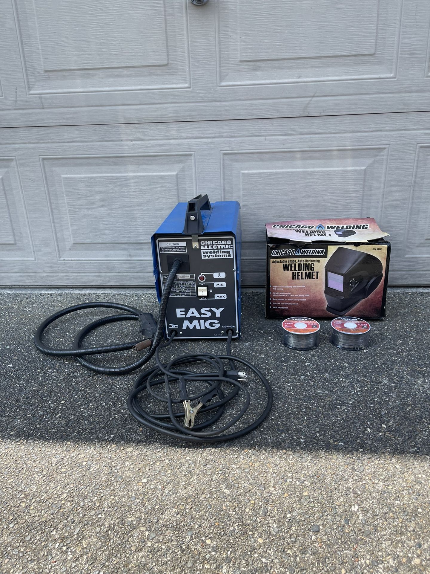 Chicago Electric Easy Mig Welder for Sale in Seattle, WA OfferUp