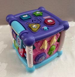 VTech Busy Learner’s Activity Cube, Purple