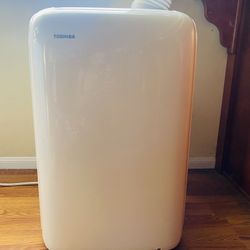 Toshiba Wi-Fi Smart AC – 10,000 BTU Portable Air Conditioner – Apartment / Bedroom Cooling