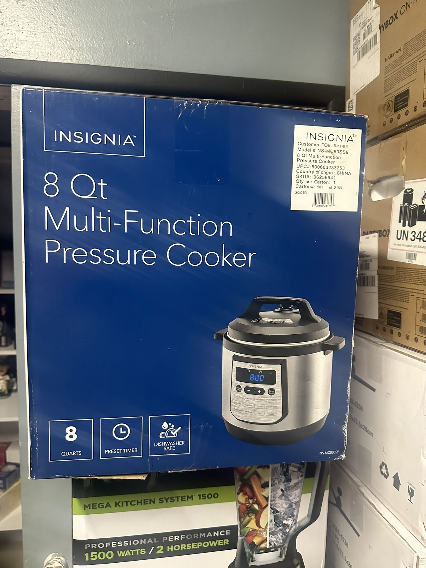 Insignia NSMC80SS9 8 qt. Digital Multi-Function Pressure Cooker - Black/Silver