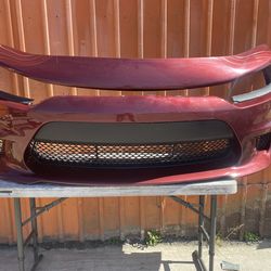 Front Bumper Godge charger 2015. To. 2023 with grill. Good condition.