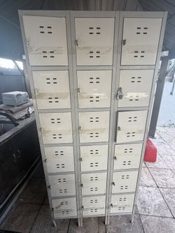 Locker (18 Spaces)
