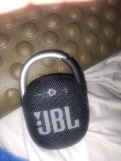 JBL clip 4 speaker