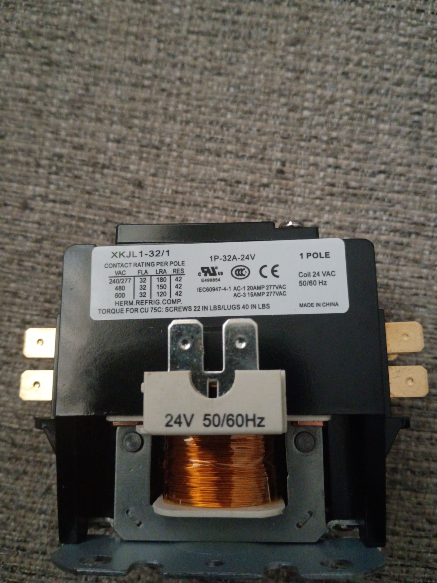 Definite purpose magnetic contactor