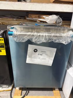 GE Monogram Built-In Dishwasher