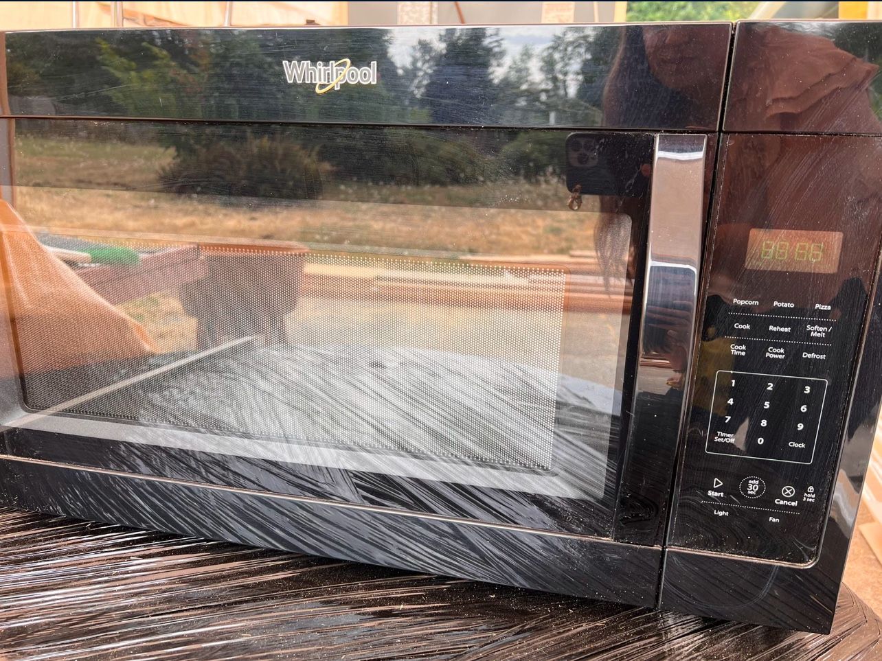 Whirlpool microwave