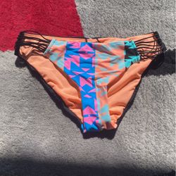 New Swim Bikini Bottom Size Small
