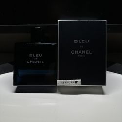 Bleu de chanel (paris)