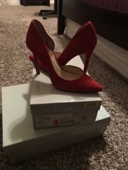 Size 7 heels $10