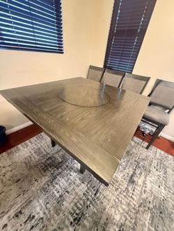 Dinning table