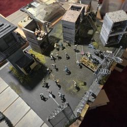 Rare Walking Dead Prison Diorama – Complete Survivor & Zombie Scene!