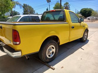 2003 Ford F-150 – Yellow – For Sale