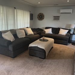 Great Condition Couch set with Ottoman