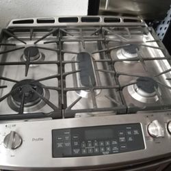 GE Slide In Gas Stove Stainless Steel Five Gas Burners