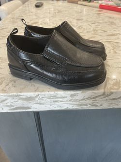 Toddler 8 Dress shows Black