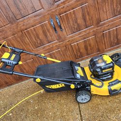 *** DEWALT LAWNMOWER ***
