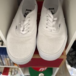 Size 10 Brand New White Vans