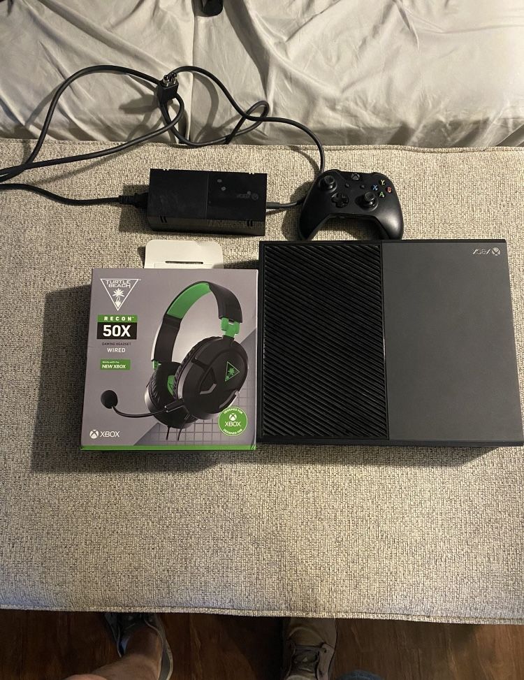 Xbox One Bundle 