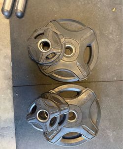 xmark weights 45s 5s and 2 1/2s Olympic