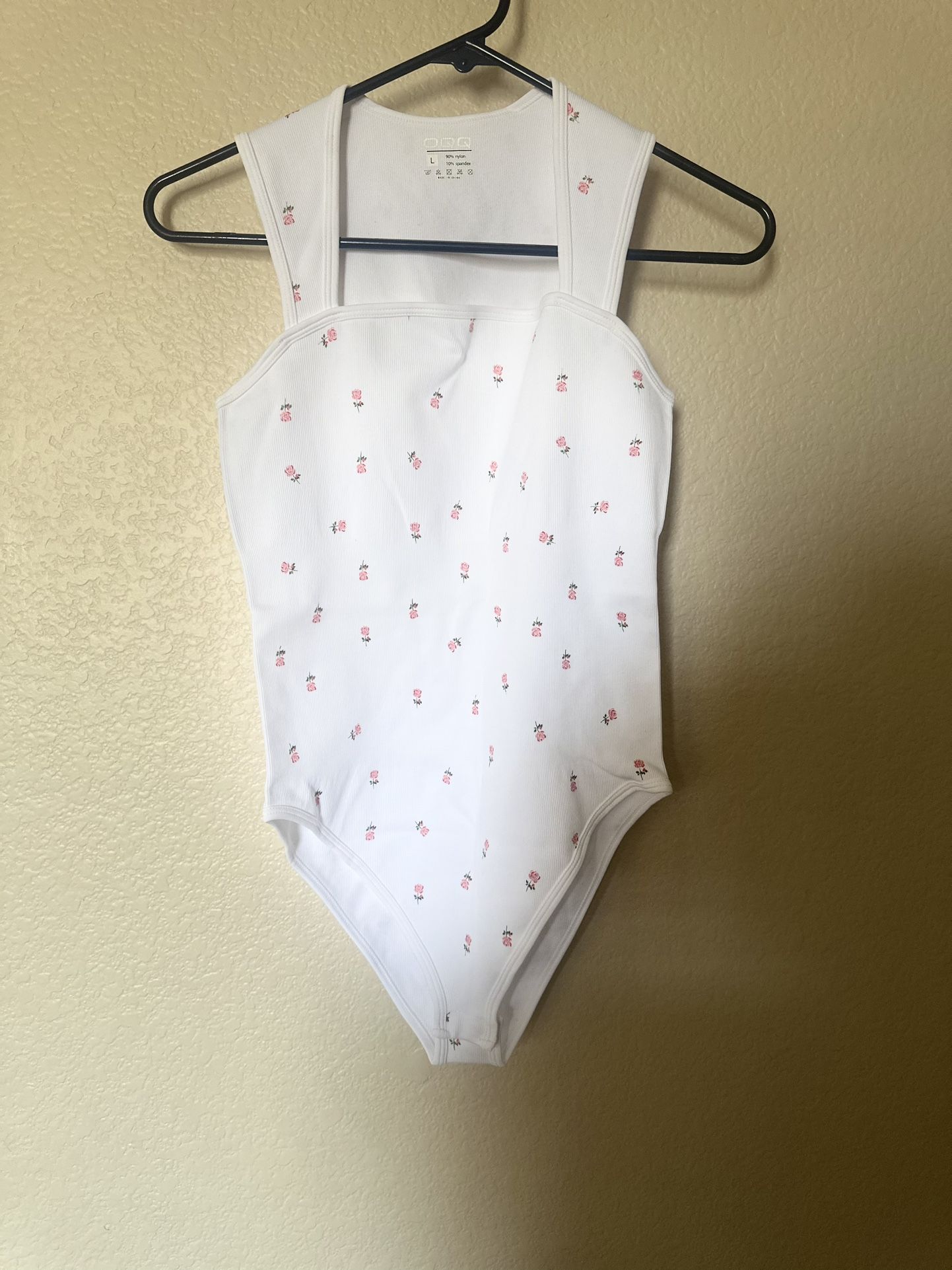 OQQ Bodysuit NEW L $12