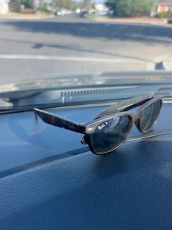 Ray-Ban New Wayfarers, model RB2132