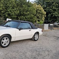 1993 Ford Mustang