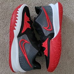 Nike Kyrie Low 4 Tb Size 8.5 Men/10wmns 